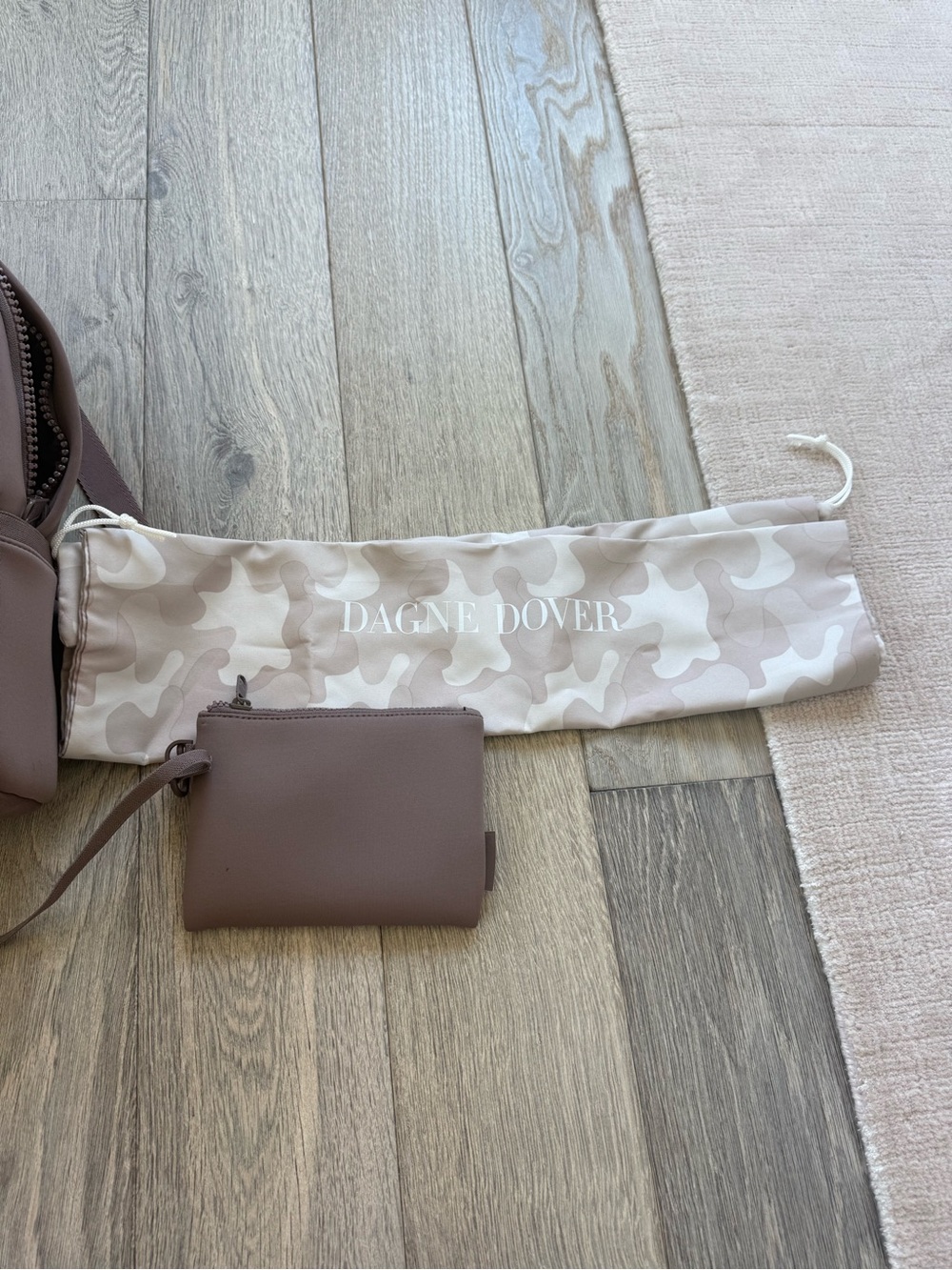 Dagne Dover Medium Backpack Dune - Picture 5 of 6